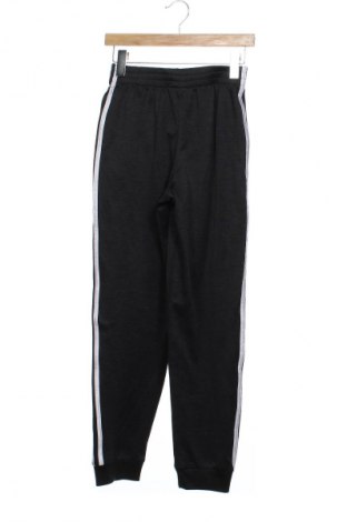 Dětské tepláky Adidas, Velikost 14-15y/ 168-170 cm, Barva Vícebarevné, Cena  459,00 Kč