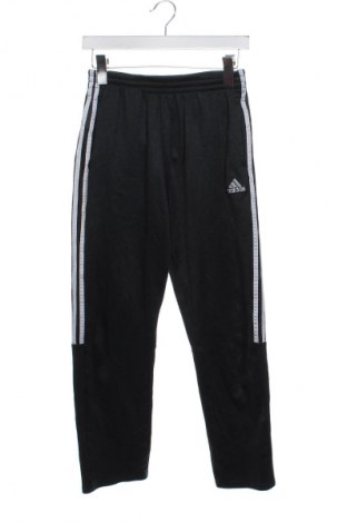 Dětské tepláky Adidas, Velikost 15-18y/ 170-176 cm, Barva Černá, Cena  469,00 Kč