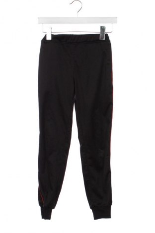 Gyerek sport nadrág Crivit, Méret 8-9y / 134-140 cm, Szín Fekete, Ár 5 000 Ft