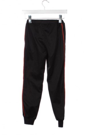 Gyerek sport nadrág Crivit, Méret 8-9y / 134-140 cm, Szín Fekete, Ár 5 000 Ft