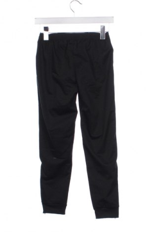 Kinder Sporthose Errea, Größe 9-10y/ 140-146 cm, Farbe Schwarz, Preis € 31,10