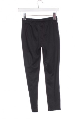 Dětské tepláky Under Armour, Velikost 13-14y/ 164-168 cm, Barva Černá, Cena  549,00 Kč