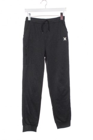Dětské tepláky Under Armour, Velikost 15-18y/ 170-176 cm, Barva Vícebarevné, Cena  549,00 Kč