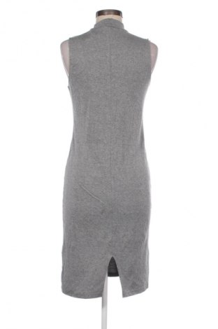 Kožené šaty  H&M, Velikost M, Barva Šedá, Cena  309,00 Kč