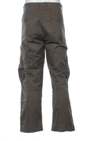 Herrenhose F&F, Größe XL, Farbe Grün, Preis 13,99 €