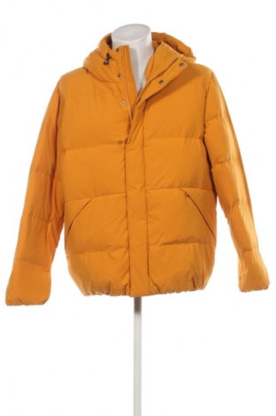 Мъжко яке Esprit, Размер XL, Цвят Оранжев, Цена 239,99 лв.