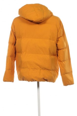 Мъжко яке Esprit, Размер XL, Цвят Оранжев, Цена 239,99 лв.