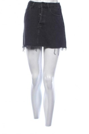 Φούστα Bershka, Μέγεθος S, Χρώμα Γκρί, Τιμή 10,99 €