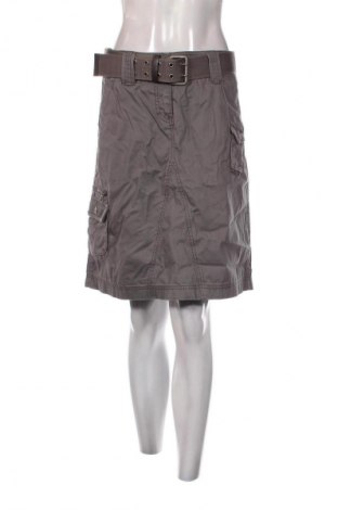 Rock Esprit, Größe M, Farbe Grau, Preis € 28,99