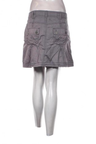 Rock Esprit, Größe M, Farbe Grau, Preis 28,99 €