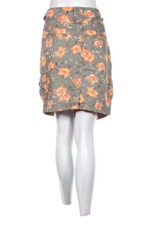 Sukně Outfit, Velikost L, Barva Vícebarevné, Cena  247,00 Kč