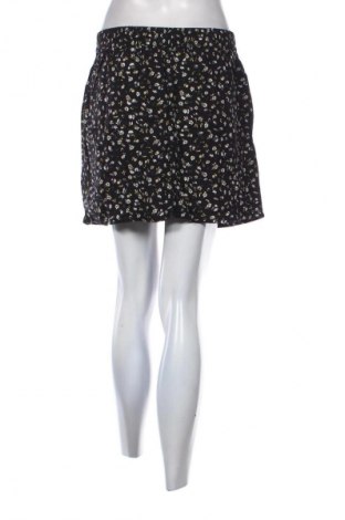 Rock Pull&Bear, Größe S, Farbe Mehrfarbig, Preis € 8,99