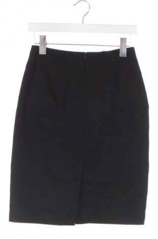 Sukně United Colors Of Benetton, Velikost XS, Barva Černá, Cena  289,00 Kč