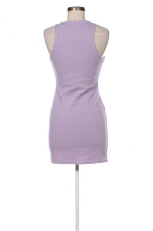 Kleid ASOS, Größe M, Farbe Lila, Preis 20,99 €