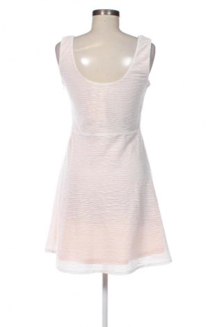 Kleid Amisu, Größe M, Farbe Weiß, Preis € 12,99