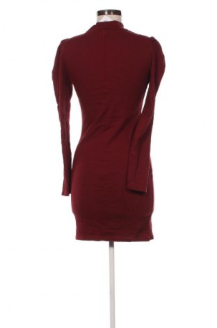 Kleid Amisu, Größe M, Farbe Rot, Preis 20,99 €