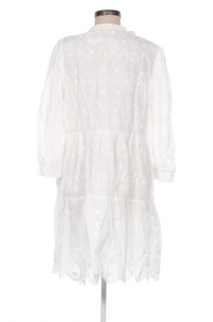 Kleid Apricot, Größe XL, Farbe Weiß, Preis 74,99 €
