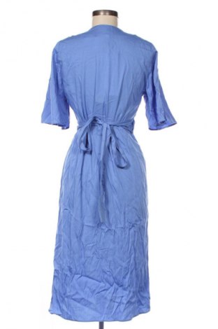 Kleid Armedangels, Größe L, Farbe Blau, Preis 132,99 €