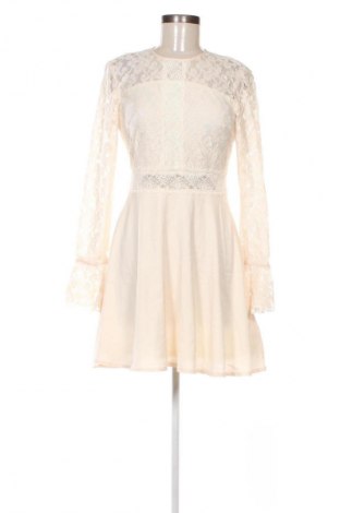 Kleid Ax Paris, Größe M, Farbe Ecru, Preis € 41,04