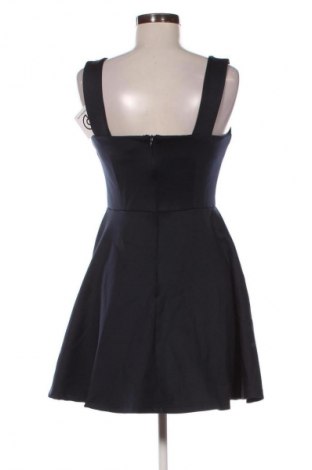 Kleid Ax Paris, Größe M, Farbe Blau, Preis 33,99 €