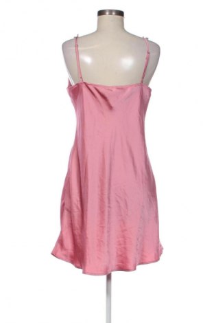 Kleid Bershka, Größe XL, Farbe Aschrosa, Preis € 8,94