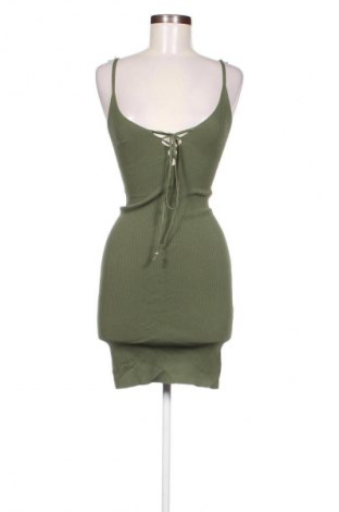 Kleid Bershka, Größe S, Farbe Grün, Preis € 8,99