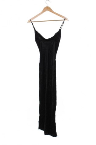 Šaty  Bershka, Velikost XS, Barva Černá, Cena  339,00 Kč