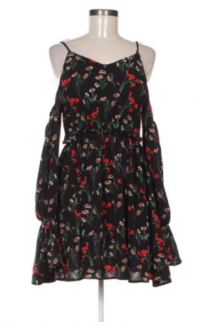 Kleid Boohoo, Größe M, Farbe Mehrfarbig, Preis 20,99 €