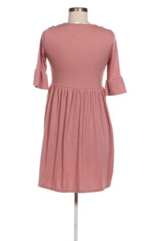 Kleid Boohoo, Größe M, Farbe Aschrosa, Preis 12,99 €