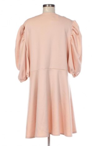 Kleid Boohoo, Größe XXL, Farbe Beige, Preis 20,99 €