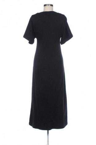 Kleid By Malene Birger, Größe L, Farbe Schwarz, Preis 284,27 €