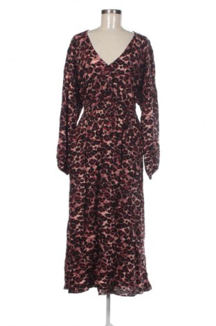 Kleid C&A, Größe XL, Farbe Mehrfarbig, Preis 20,99 €