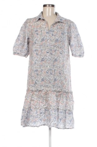 Kleid C&A, Größe M, Farbe Mehrfarbig, Preis € 10,99
