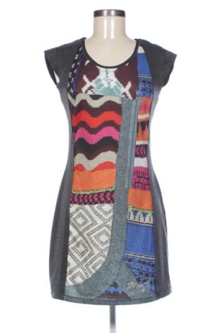 Šaty  Desigual, Velikost M, Barva Vícebarevné, Cena  849,00 Kč
