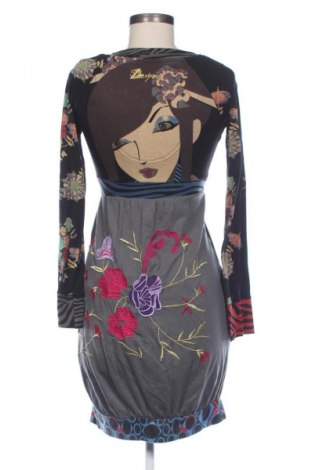 Šaty  Desigual, Velikost S, Barva Vícebarevné, Cena  1 038,00 Kč