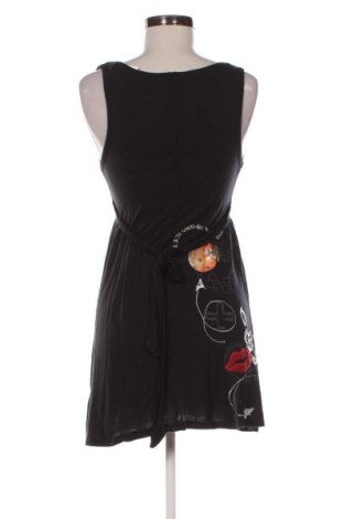 Kleid Desigual, Größe M, Farbe Schwarz, Preis 113,22 €