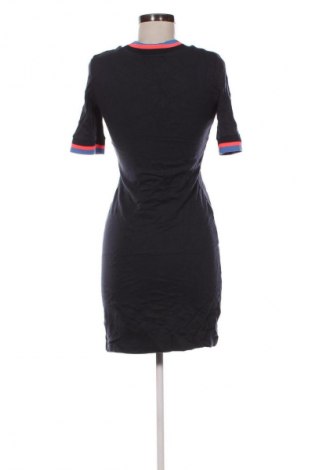 Рокля Edc By Esprit, Размер S, Цвят Син, Цена 17,99 лв.