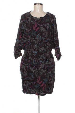 Рокля Edc By Esprit, Размер L, Цвят Многоцветен, Цена 48,99 лв.