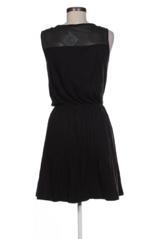 Kleid Edc By Esprit, Größe M, Farbe Schwarz, Preis € 18,99