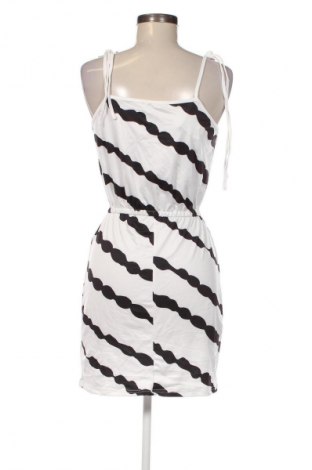 Kleid Emery rose, Größe S, Farbe Mehrfarbig, Preis € 12,99