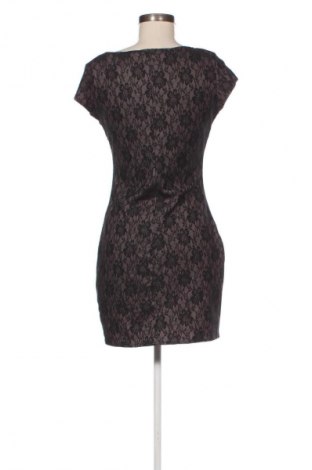 Φόρεμα F&F, Μέγεθος M, Χρώμα Μαύρο, Τιμή 15,00 €