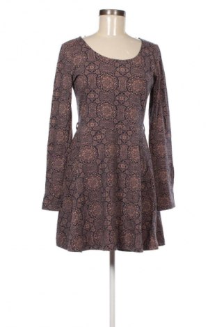 Рокля Forever 21, Размер XL, Цвят Многоцветен, Цена 27,99 лв.