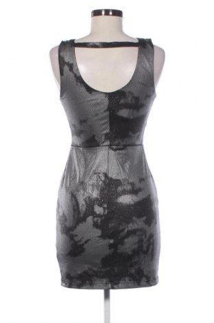 Φόρεμα Forever 21, Μέγεθος M, Χρώμα Ασημί, Τιμή 10,99 €