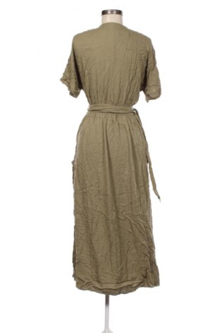 Rochie Forever 21, Mărime M, Culoare Verde, Preț 115,99 Lei