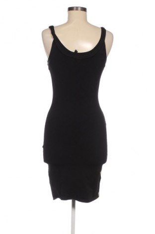 Šaty  Guess By Marciano, Velikost S, Barva Vícebarevné, Cena  1 399,00 Kč