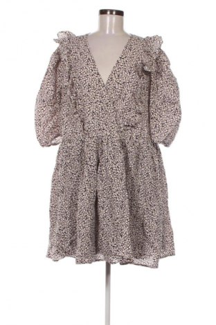 Рокля H&M, Размер XL, Цвят Многоцветен, Цена 29,99 лв.