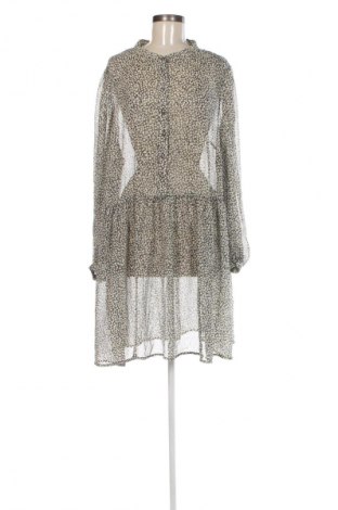 Рокля H&M, Размер XXL, Цвят Многоцветен, Цена 29,99 лв.