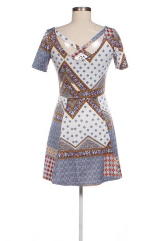 Šaty  H&M, Velikost M, Barva Vícebarevné, Cena  649,00 Kč