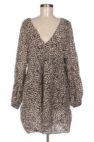 Rochie H&M, Mărime L, Culoare Multicolor, Preț 86,99 Lei