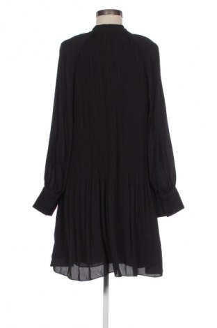 Рокля H&M, Размер S, Цвят Черен, Цена 46,11 лв.